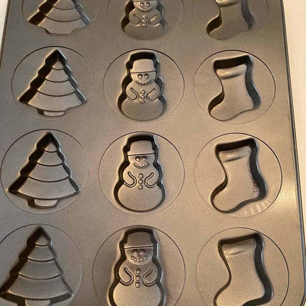 Wilton cookie mold